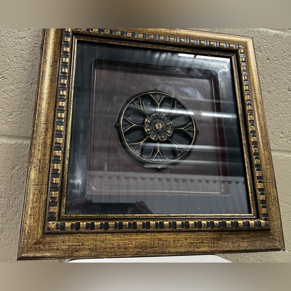 NWT Wall decor from Kirkland - Picture 5 of 7